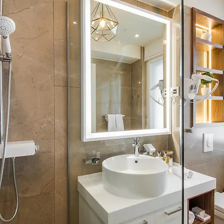 Miraval Luxury 4*