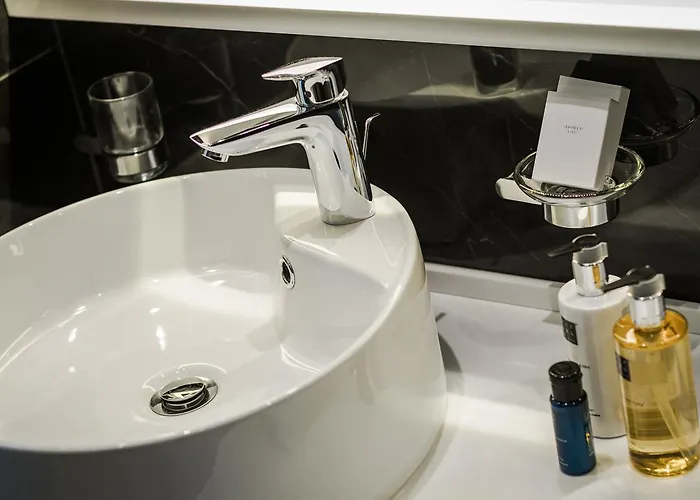 Miraval Luxury Nocleg ze śniadaniem