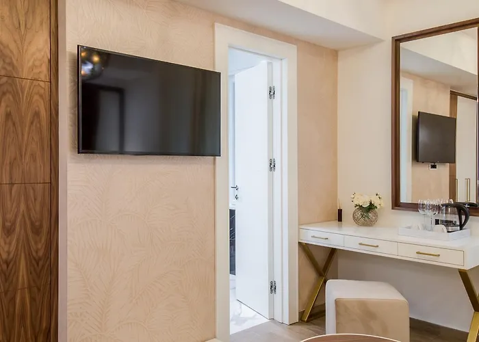 Miraval Luxury Nocleg ze śniadaniem Split