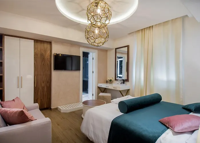 미라발 럭셔리 룸스 B&B 4*
