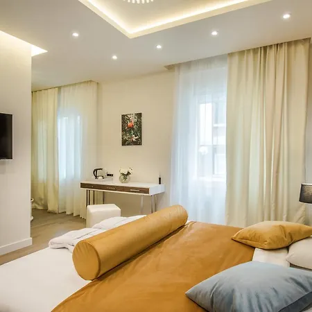 Couette-café Miraval Luxury